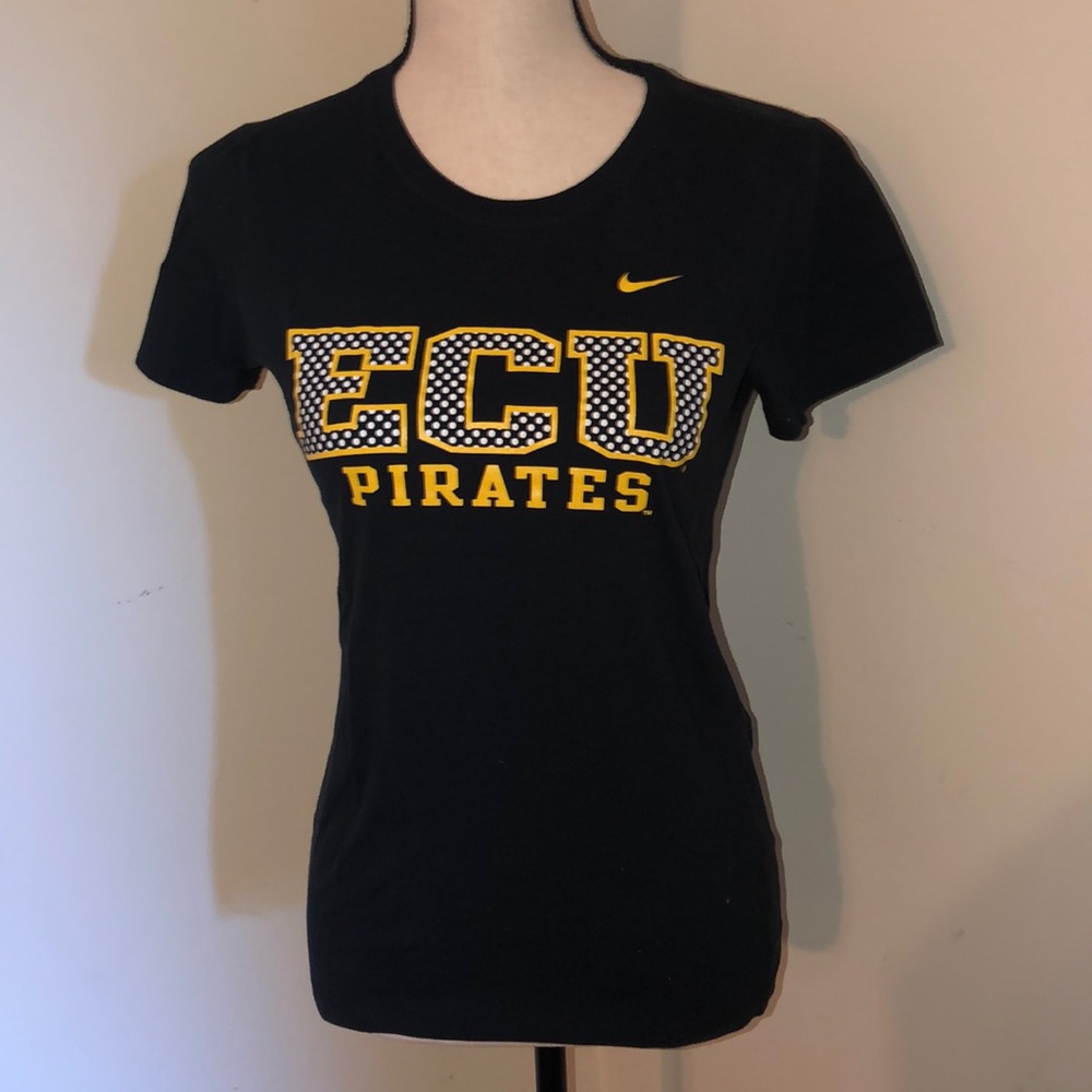 Nike T-shirt
